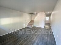 Building Photo - 634 M St NE