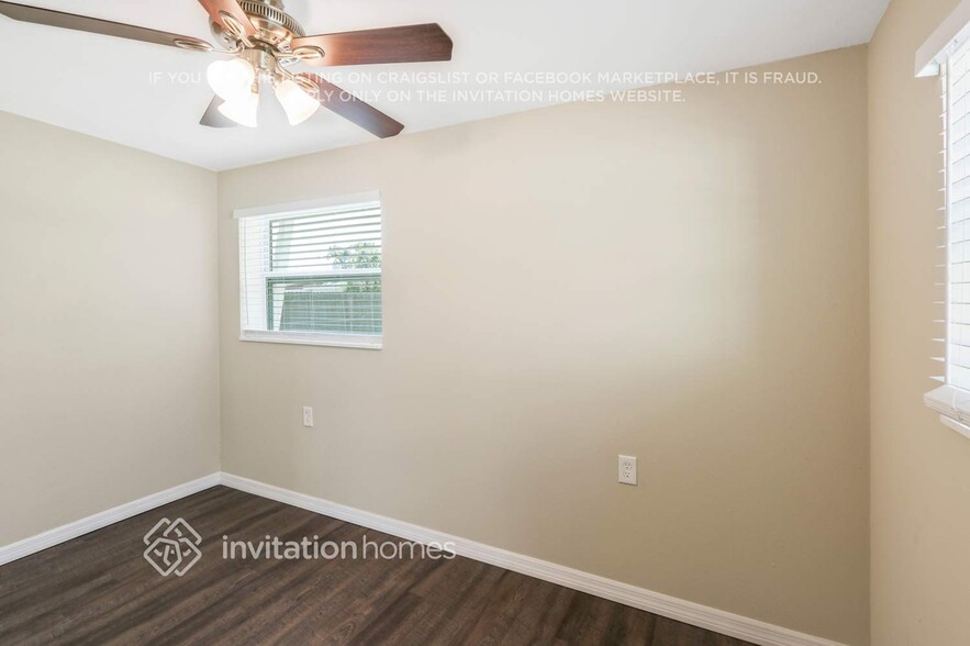 Building Photo - 3803 Cullen St