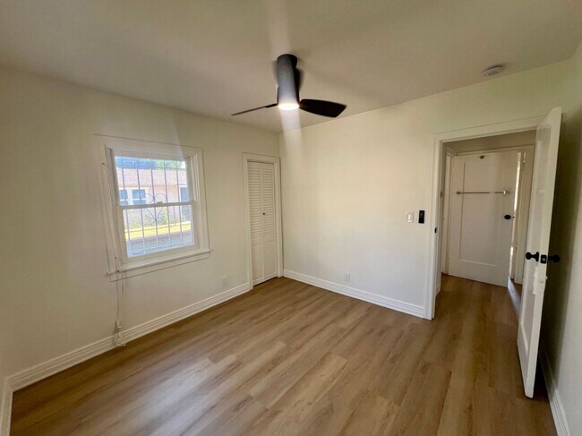 Building Photo - 3007 Dalton Ave