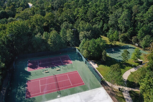 Building Photo - 177 Emory Birch