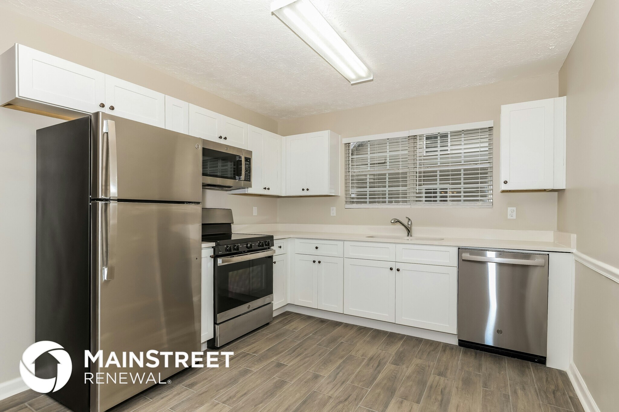 Building Photo - 5485 Denny Dr