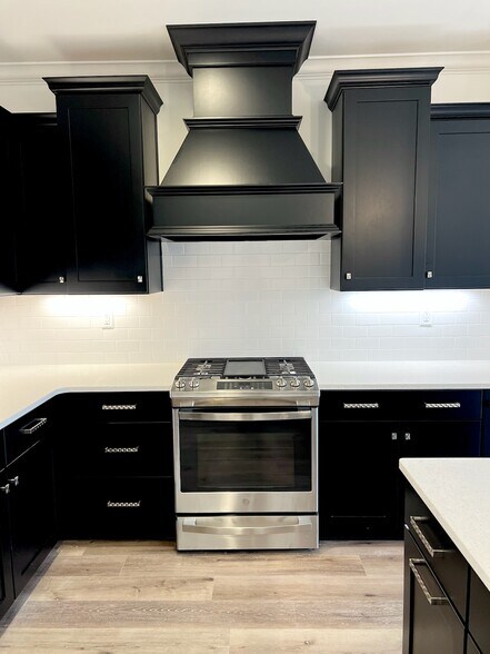 Building Photo - 12085 River Beauty Loop