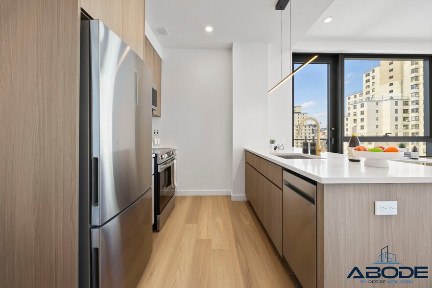 Building Photo - Baltic House