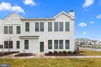Building Photo - 11112 Cornerstone Dr