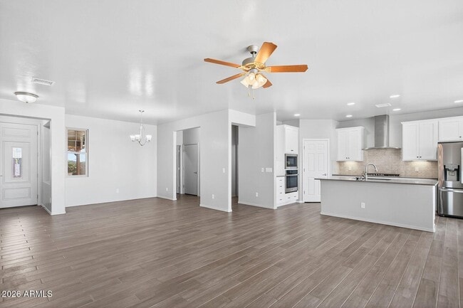 Building Photo - 6736 Vaquero Cir