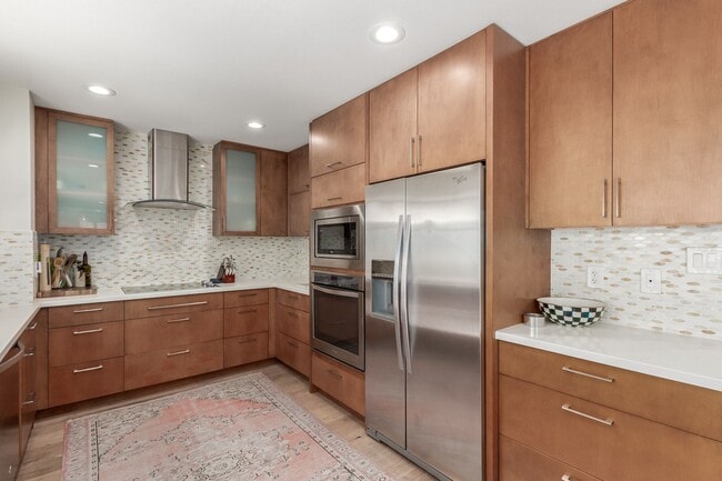 Building Photo - Spacious 2 Bed, 2 Bath Woodland Park Townhome