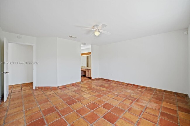 Building Photo - 14531 Hampton Pl
