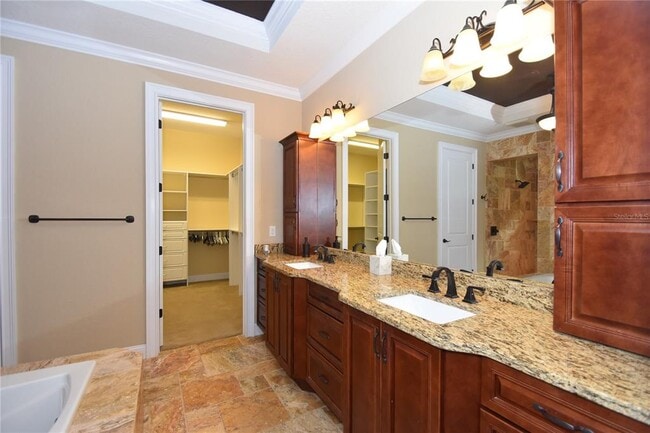 Building Photo - 7 Spanish Moss Ct