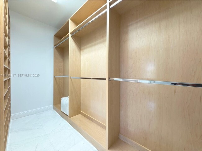 Building Photo - 3191 SW 133rd Ct