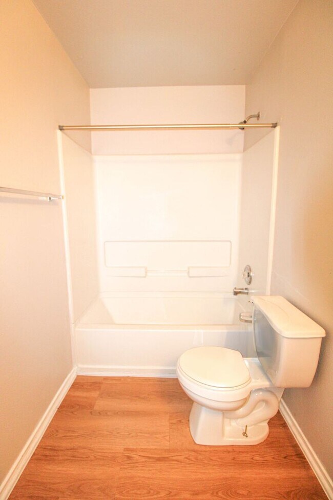 Building Photo - 9706 Battle Pass