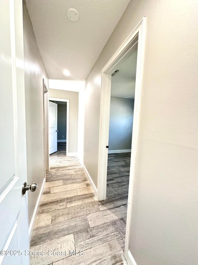 Building Photo - 918 Bluewater Dr