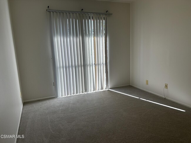 Building Photo - 2448 Instone Ct
