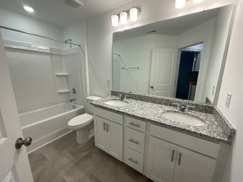 Building Photo - 8714 Wardle Ct
