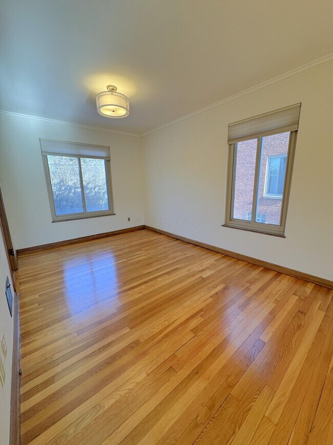 Building Photo - 2030 Harwitch Rd