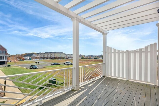 Building Photo - 1232 Old Trail Dr