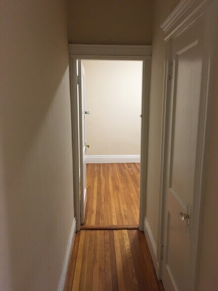 Building Photo - 1109 Boylston St