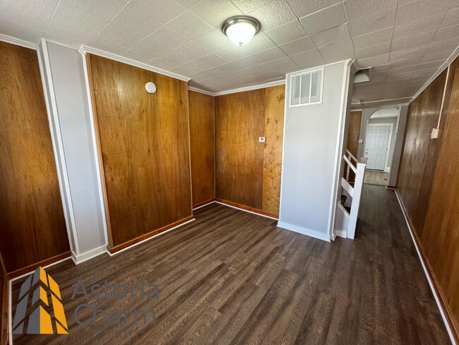 Building Photo - One month free on a 13-month lease or $1,177/month for 13 months with move in by January 31, 2026