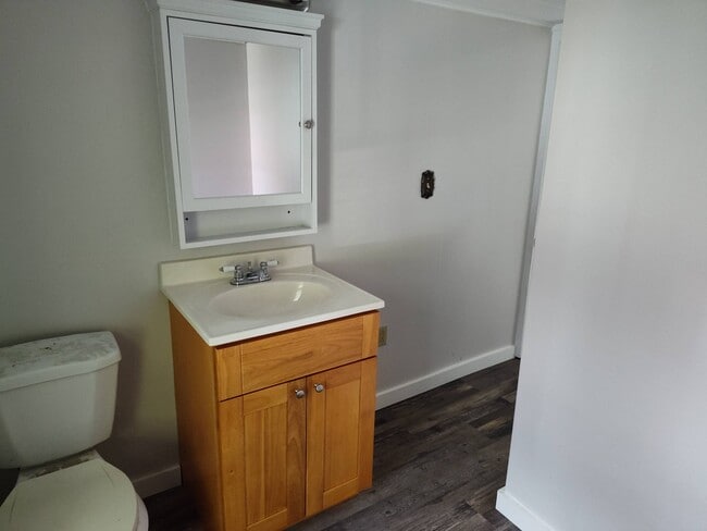 Building Photo - 38 Prospect Ave