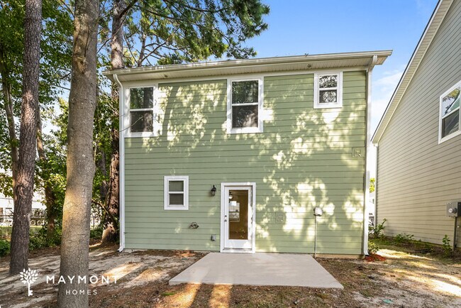 Building Photo - 3 Bedroom in Hanahan, SC