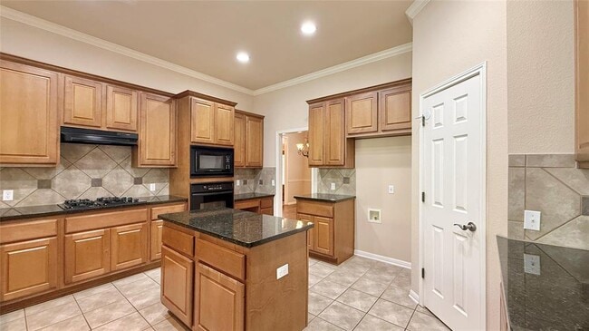 Building Photo - 16212 Double Eagle Dr
