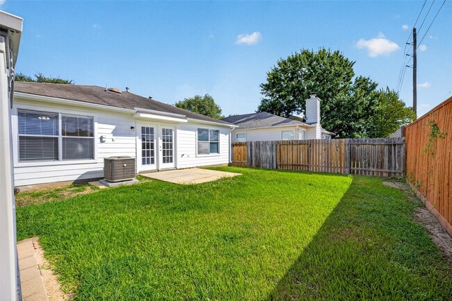 Building Photo - 510 Cypresswood Trce