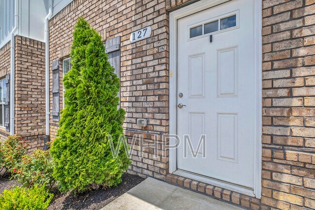 Building Photo - 127 Dry Creek Commons Dr