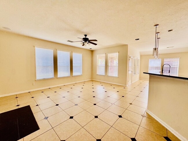 Building Photo - 26123 Ginger Gables Ln