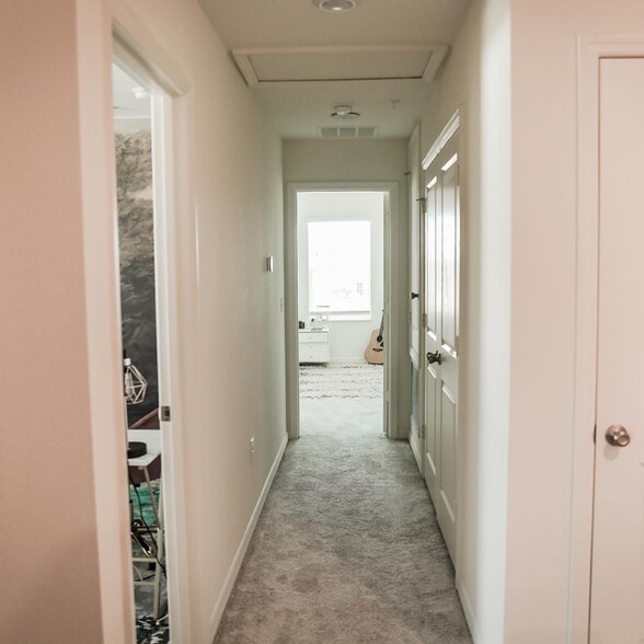 Building Photo - 2265 Carrabelle Wy