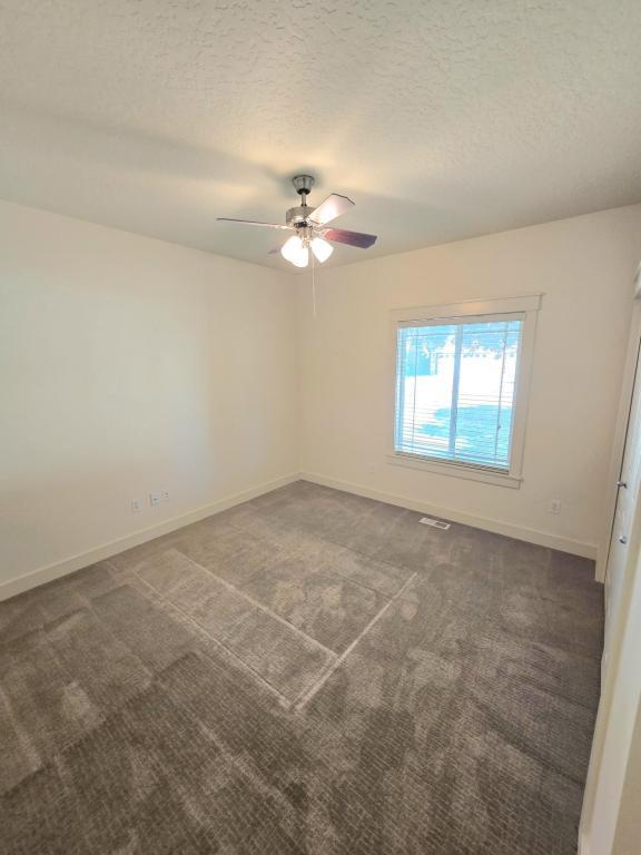 Building Photo - 9083 W Dalton Pl