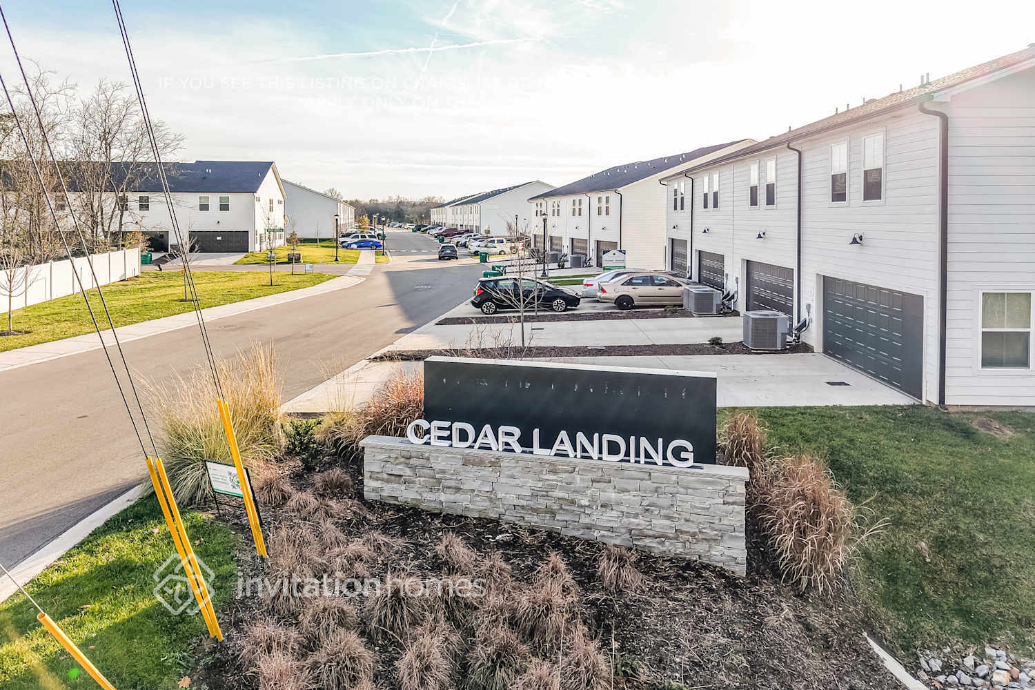 Building Photo - 275 River Rock Dr