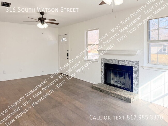Building Photo - 316 S Watson St