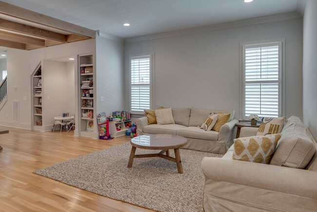 Building Photo - **Newly constructed beautiful home - locat...