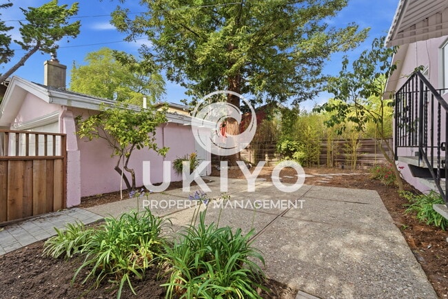 Building Photo - 1801 Marin Ave