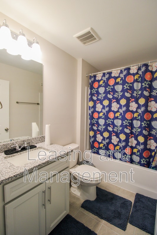 Building Photo - 2066 Cousteau Ct