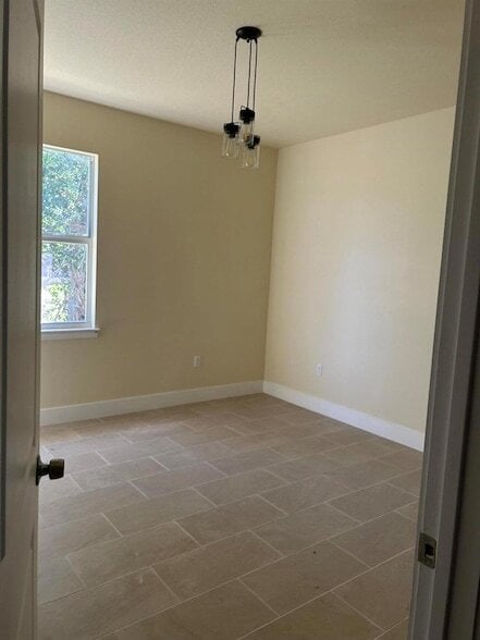 Building Photo - 768 Lindo Ln