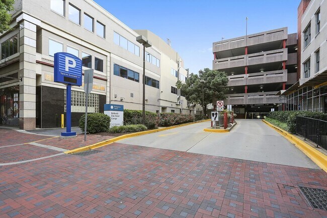 Building Photo - Gorgeous 2/2 with luxurious Lobby Level Condo in Hampden Row