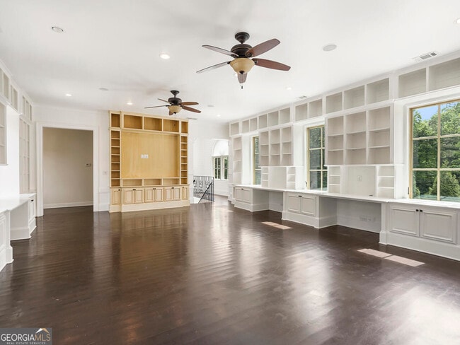 Building Photo - 6420 Riverside Dr