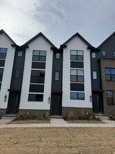 Building Photo - 3 Saco St
