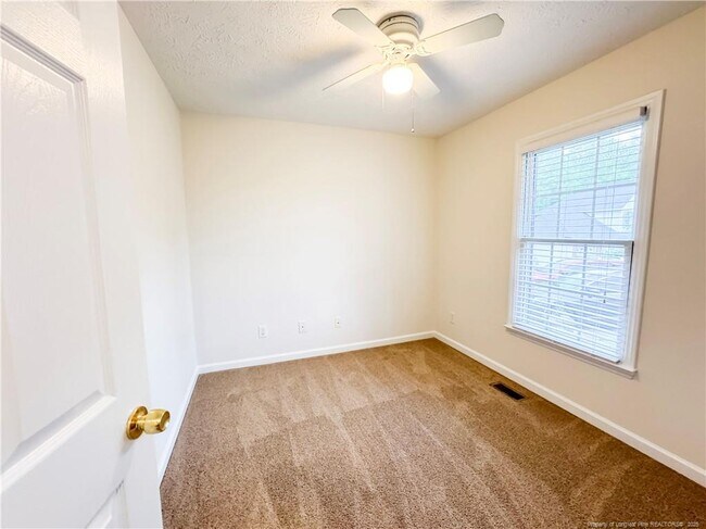 Building Photo - 5641 Middlefield Pl
