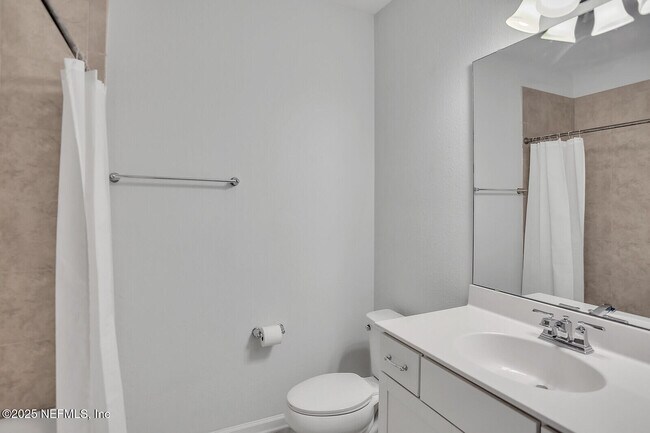 Building Photo - 133 Leeward Island Dr