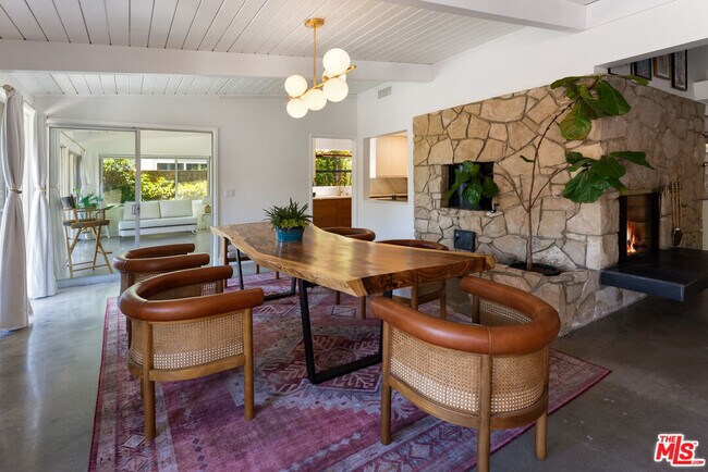 Building Photo - 7211 Chelan Way