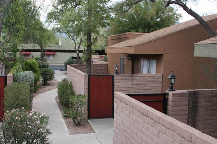 Building Photo - 3231 E Presidio Rd