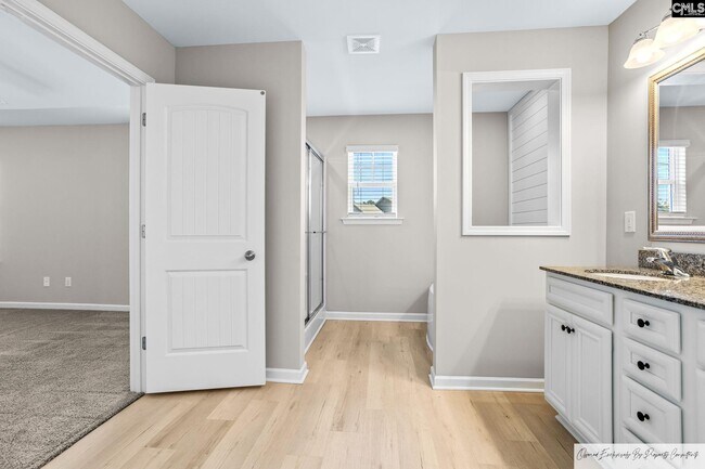 Building Photo - 56 Texas Black Way