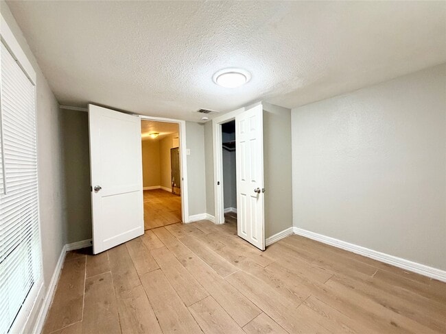 Building Photo - 4422 Mallow St