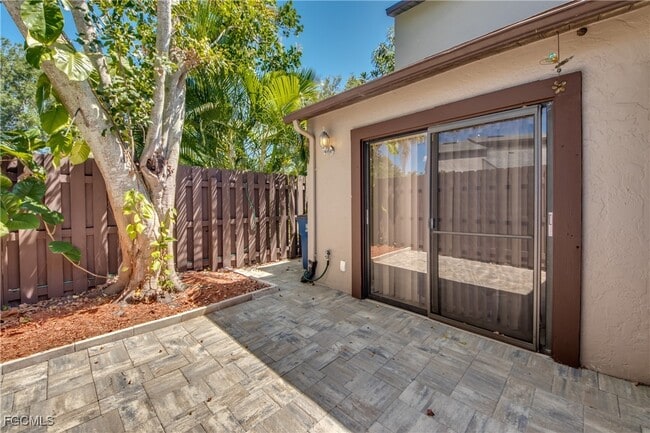 Building Photo - 12920 Sandpoint Ct