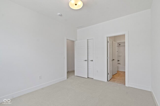 Building Photo - 549 Gilder Dr
