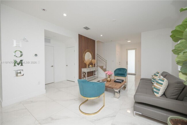 Building Photo - 10366 NW 68th Terrace