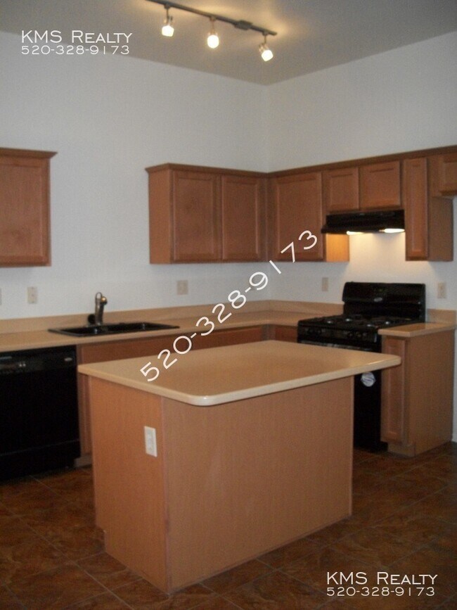 Building Photo - 6027 S Avenida Las Monjas