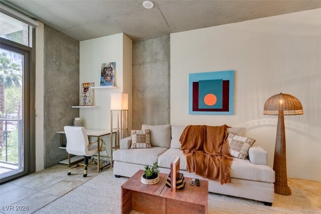 Building Photo - 353 E Bonneville Ave