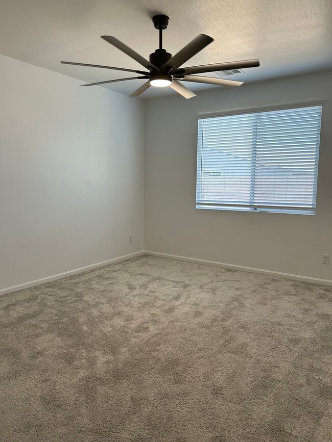Building Photo - Single story 4bedroom home in North Copper Canyon